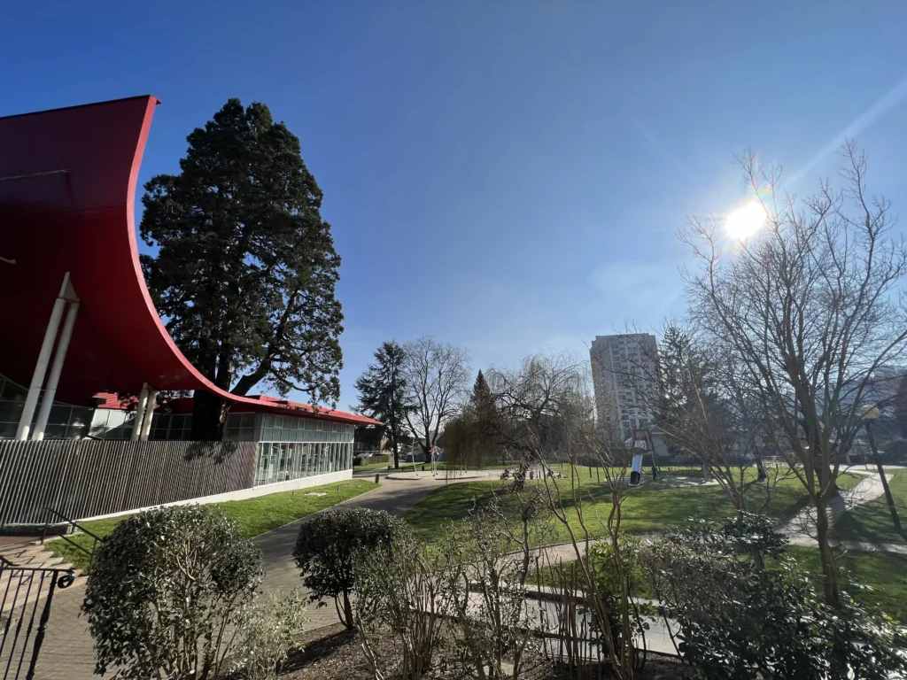 Médiathèque Séquoia